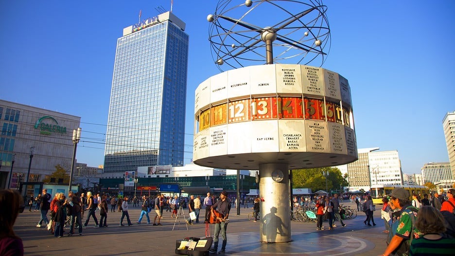 Alexanderplatz_03.jpg