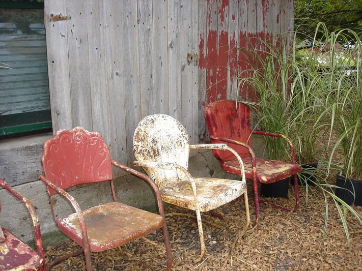 how-to-clean-rustic-furniture